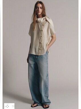 Zara ZW Collection Frog Fastening Shirt in Ecru S4437/252/712 - Size Medium